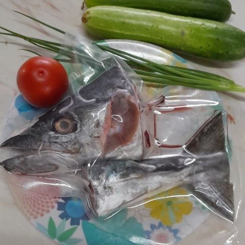  Đầu đuôi cá Thu 